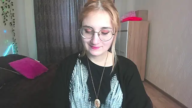 Snapshot of Miss_Elsa_ chatting on 13, 1, 2025 Miss Elsa online show from 13, 1, 2025