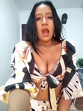 Snapshot of cami_victoria chatting on 11, 9, 2025 cami victoria online show from 11, 9, 2025