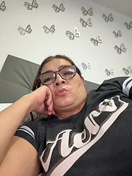 Snapshot of AntonellaAlondra4 chatting on 22, 2, 2026 AntonellaAlondra4 online show from 22, 2, 2026