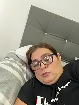 AntonellaAlondra4 online show from 25, 3, 2026