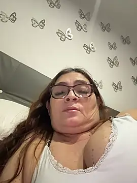 AntonellaAlondra4 online show from 11, 4, 2026