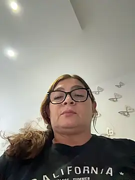AntonellaAlondra4 online show from 15, 7, 2026