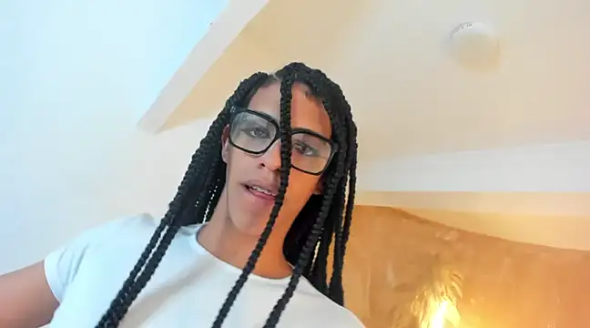 APRILL FOXX online show from 11, 3, 2025