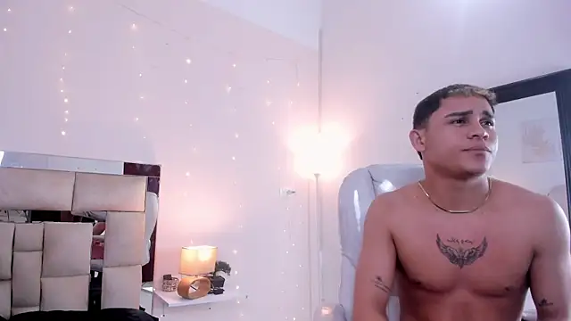 saraandstiven online show from 5, 3, 2025