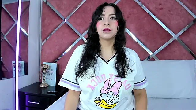 Snapshot of AlondraMendez chatting on 3, 3, 2025 AlondraMendez online show from 3, 3, 2025