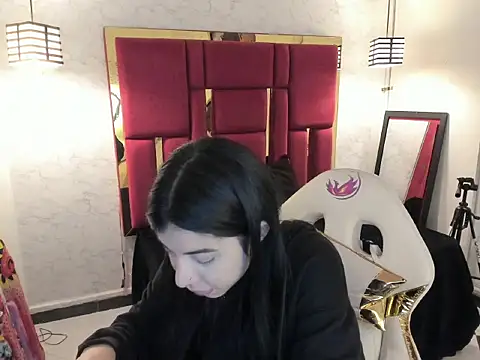 Violet m online show from 17, 10, 2025