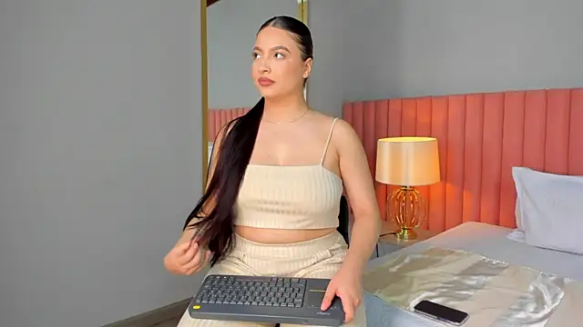 Snapshot of NathRossi chatting on 16, 2, 2025 NathRossi online show from 16, 2, 2025