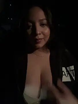 Snapshot of NathRossi chatting on 15, 3, 2025 NathRossi online show from 15, 3, 2025