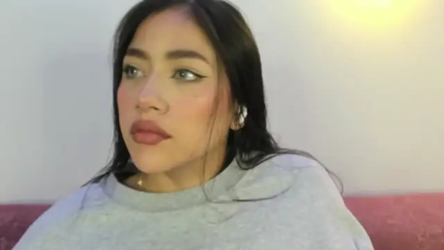 Snapshot of nicolle_pierce chatting on 16, 1, 2026 nicolle pierce online show from 16, 1, 2026