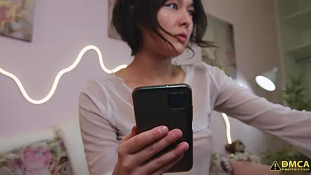 pulluq online show from 21, 12, 2024