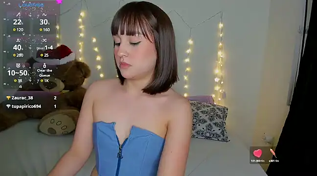 Snapshot of Mia_blaiir chatting on 5, 1, 2025 Mia blaiir online show from 5, 1, 2025