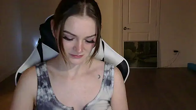 Snapshot of KLEOKILLS chatting on 10, 1, 2025 KLEOKILLS online show from 10, 1, 2025