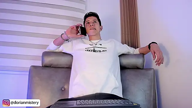 Snapshot of Dorianmistery2322_ chatting on 18, 2, 2026 Dorianmistery2322 online show from 18, 2, 2026