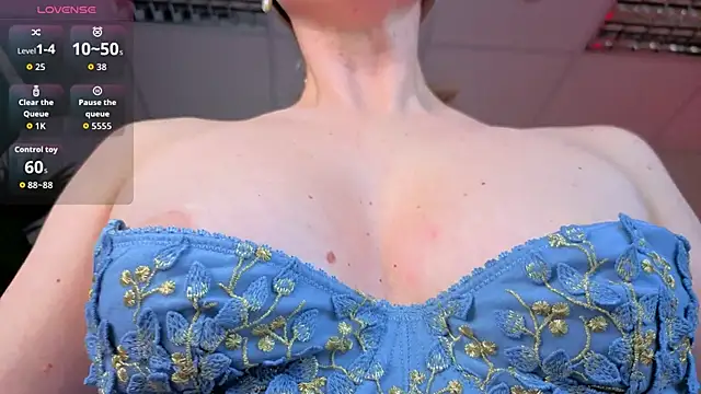 Angel Nikole online show from 9, 3, 2026