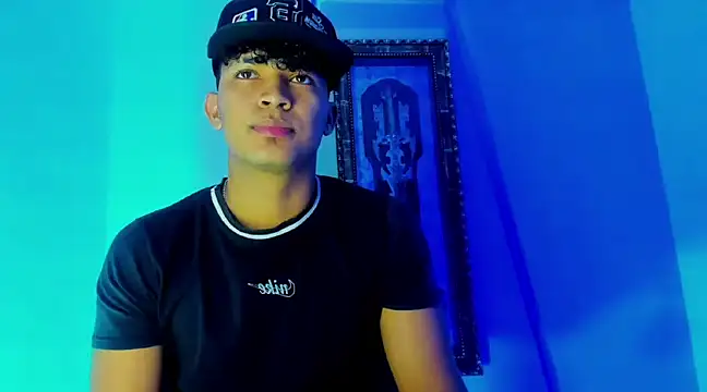 jamescurli  online show from 16, 12, 2024