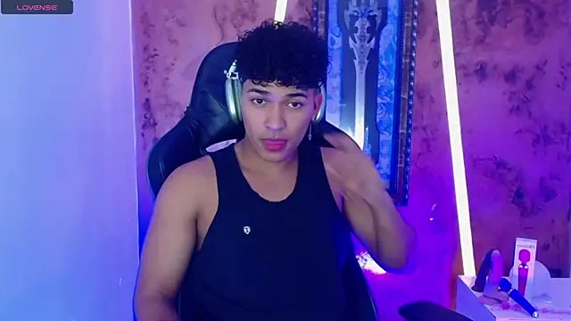 jamescurli  online show from 25, 1, 2025