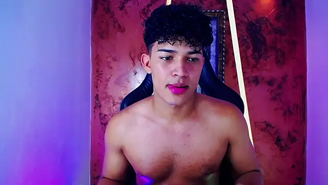 jamescurli  online show from 27, 2, 2025