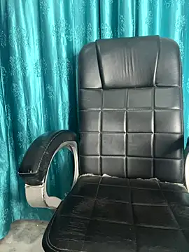 Snapshot of poision51 chatting on 1, 11, 2025 poision51 online show from 1, 11, 2025