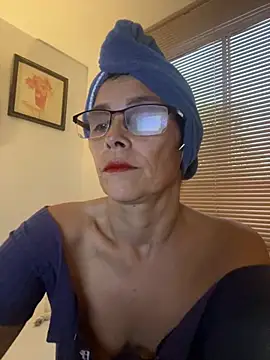 Snapshot of MireyaTorresGu chatting on 19, 2, 2026 MireyaTorresGu online show from 19, 2, 2026