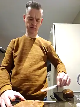 Hectorthyssen1 online show from 5, 2, 2025