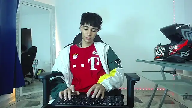 Zacktk7 online show from 11, 12, 2024