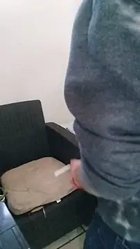 Snapshot of miketripi420 chatting on 14, 12, 2025 miketripi420 online show from 14, 12, 2025