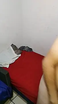 Snapshot of miketripi420 chatting on 16, 4, 2026 miketripi420 online show from 16, 4, 2026