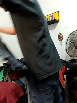 jhonyhot9292 online show from 20, 10, 2025