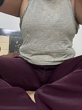 Sexy-Mona2 online show from 1, 7, 2026