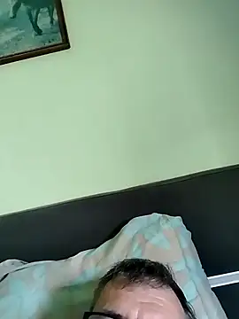 Snapshot of ChiefAlley4 chatting on 7, 4, 2026 ChiefAlley4 online show from 7, 4, 2026