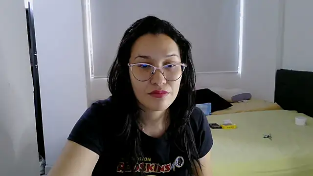 luxandracon23 online show from 10, 10, 2025