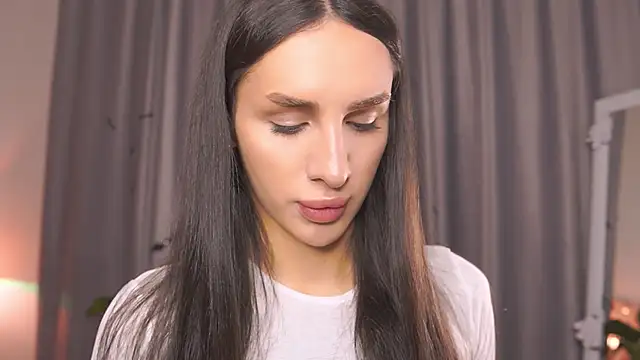 Kim Oberlin  online show from 2, 11, 2025