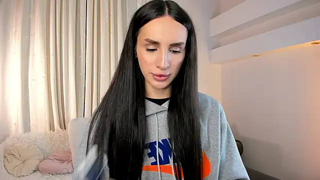 Kim Oberlin  online show from 8, 1, 2026