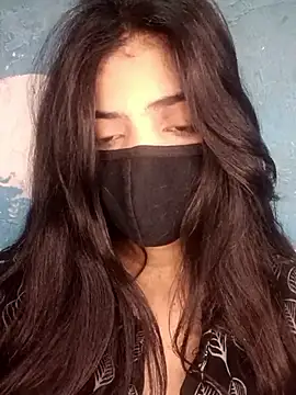 Lunaxx001 online show from 26, 3, 2026