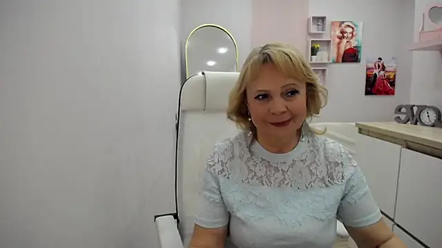 Milla Cutie18 online show from 1, 4, 2026