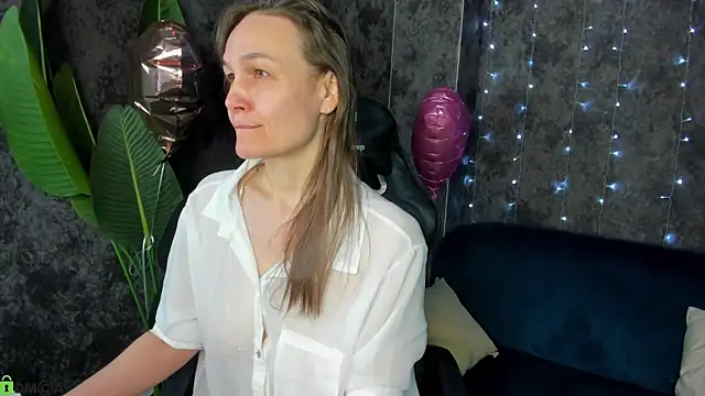 Lillian White online show from 15, 2, 2026