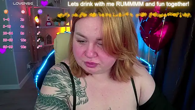 ZaraReignn online show from 14, 2, 2025