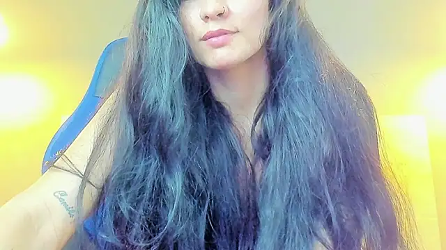 Snapshot of elissa_iris chatting on 2, 1, 2025 elissa iris online show from 2, 1, 2025