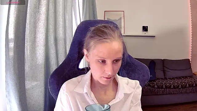 KatiKate online show from 5, 8, 2026