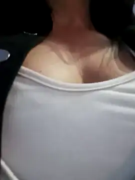 Snapshot of celeste-30_ chatting on 8, 2, 2025 celeste-30 online show from 8, 2, 2025