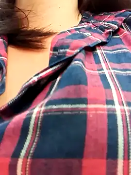 Snapshot of celeste-30_ chatting on 17, 2, 2025 celeste-30 online show from 17, 2, 2025