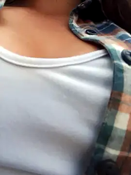 Snapshot of celeste-30_ chatting on 23, 2, 2025 celeste-30 online show from 23, 2, 2025