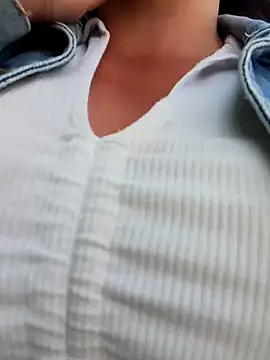 Snapshot of celeste-30_ chatting on 28, 2, 2025 celeste-30 online show from 28, 2, 2025