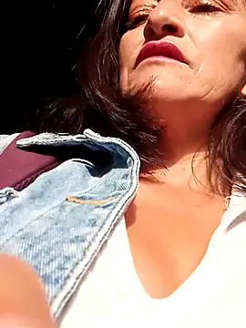 Snapshot of celeste-30_ chatting on 8, 3, 2025 celeste-30 online show from 8, 3, 2025