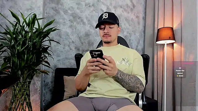 boyc022  online show from 9, 3, 2026