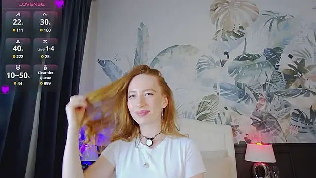 Snapshot of _AngelMoon_ chatting on 13, 3, 2025 AngelMoon online show from 13, 3, 2025