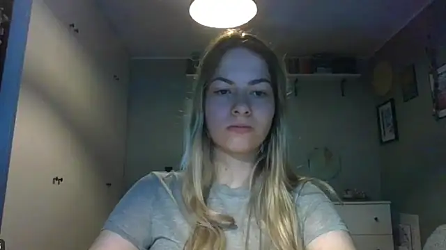 Snapshot of ROSIEx_sweet chatting on 16, 9, 2025 ROSIEx sweet online show from 16, 9, 2025