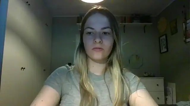 Snapshot of ROSIEx_sweet chatting on 17, 9, 2025 ROSIEx sweet online show from 17, 9, 2025