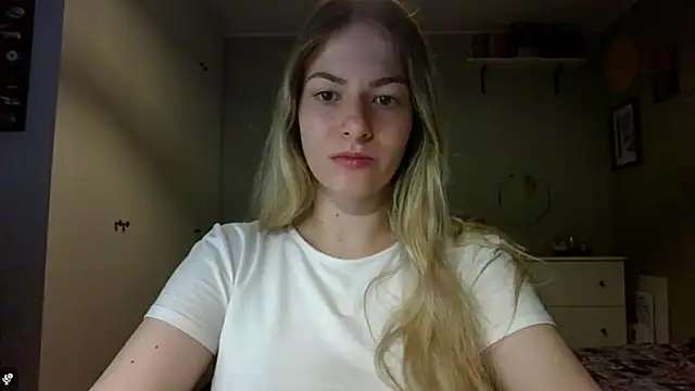 Snapshot of ROSIEx_sweet chatting on 6, 10, 2025 ROSIEx sweet online show from 6, 10, 2025