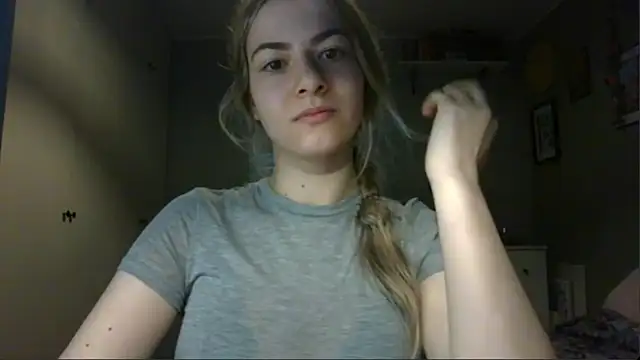 Snapshot of ROSIEx_sweet chatting on 12, 1, 2026 ROSIEx sweet online show from 12, 1, 2026